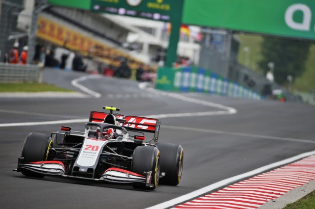 Pilotos da Haas foram punidos com 10s após a corrida: Magnussen caiu para 10º